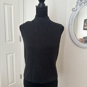 St. John Vintage Gray Mock Neck Santana Knit Sleeveless Size Petite